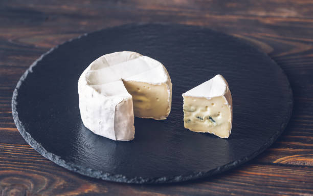 istock Cambozola cheese close-up 1157572389