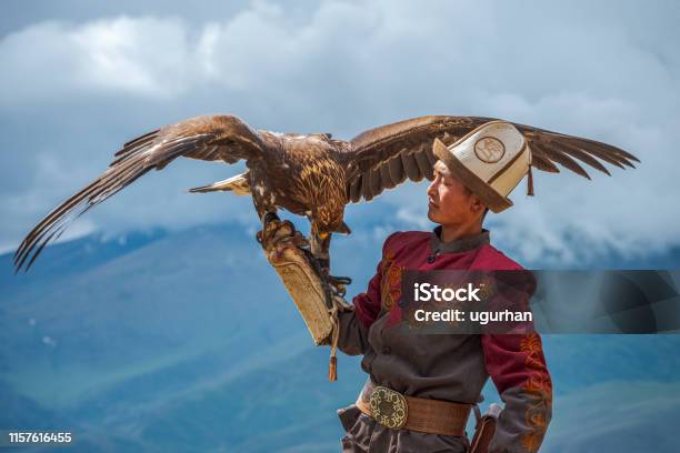 Kyrgyz Hunter Eagle Stock Photo - Download Image Now - Kyrgyzstan, Kazakhstan, Kyrgiz