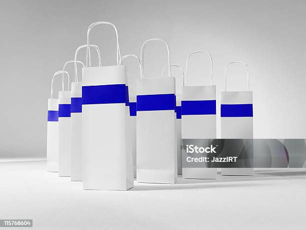 Foto de Bolsa De Compras e mais fotos de stock de Azul - Azul, Bolsa - Objeto manufaturado, Bolsa de Presente