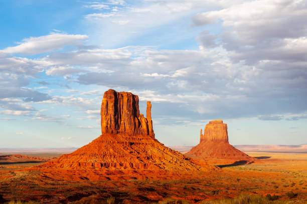 istock Classic western imagery at Monument Valley 1157694473