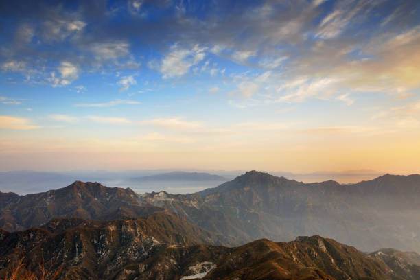 istock White Rock Mountain Sunrise 1157707098