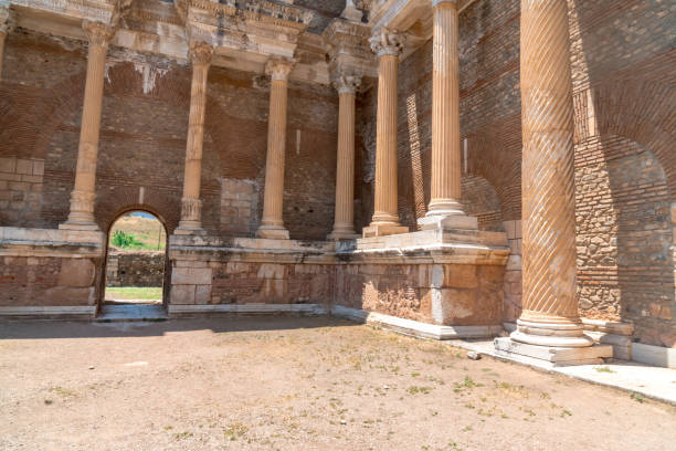 istock Sardes Ancient City Ruins 1157714763