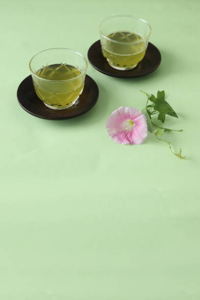Bindweed and ice green tea