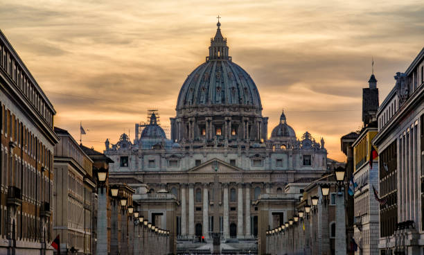 vatican city basilica di san pietro - peter the apostle foto e immagini stock