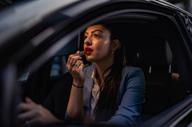 istock Woman makes up her car 1157765244