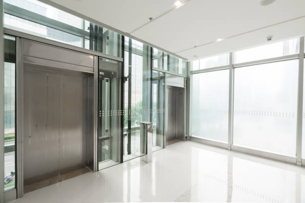 istock The elevator entrance is in the shopping mall 1157771126