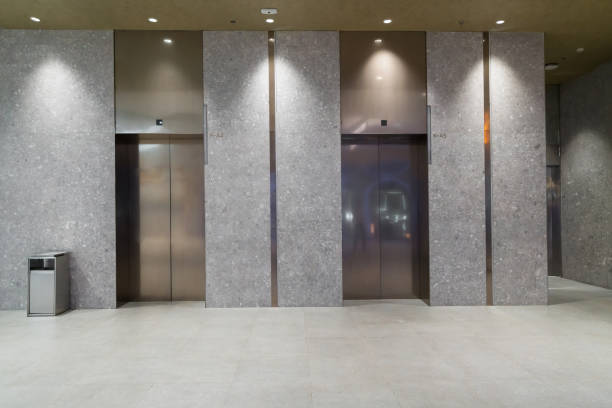 istock The elevator entrance is in the shopping mall 1157772005
