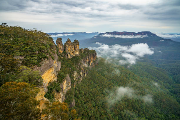 istock three sisters from echo point in the blue mountains national park, australia 1157775549
