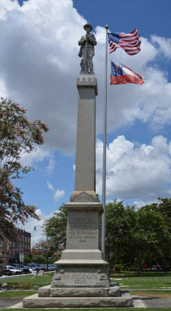 istock Confederate Monument  at the Colquitt County Courthouse 1157806433
