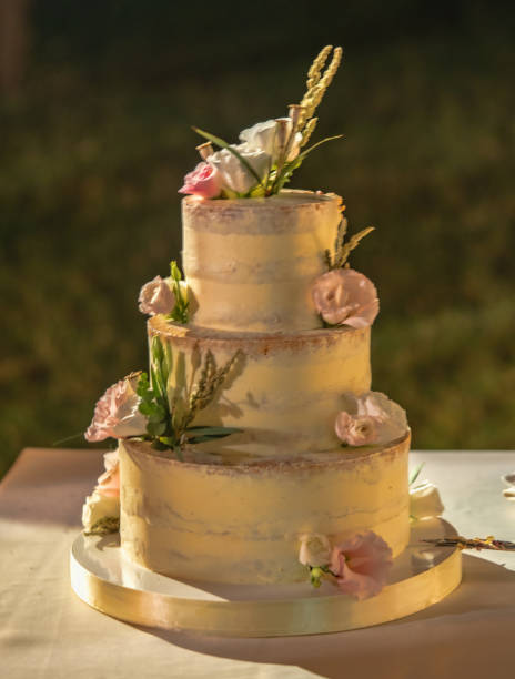 istock flowers and box are on the table, wedding 1157830338