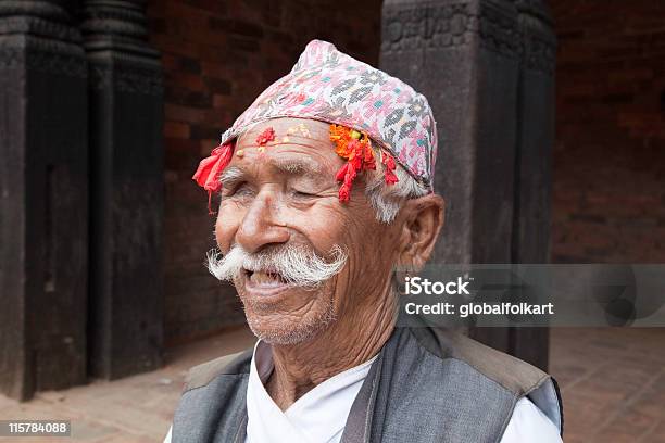 Newari Uomo Anziano Nepal - Fotografie stock e altre immagini di Baffi a manubrio - Baffi a manubrio, 80-89 anni, Adulto