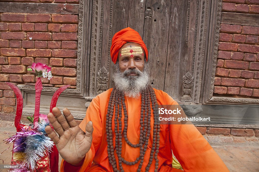 Sadhu con trident Nepal - Foto de stock de Sadhu libre de derechos