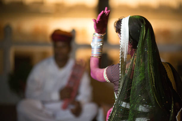 Rajasthani folk music group Rajasthani traditional girl dancing india indigenous culture indian culture women stock pictures, royalty-free photos & images