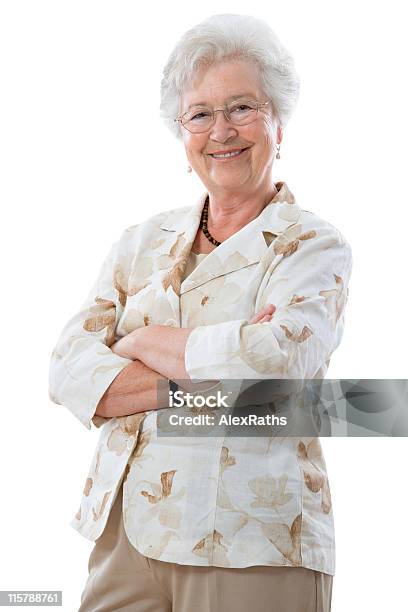 Senior Frau Stehend Stockfoto und mehr Bilder von Weißer Hintergrund - Weißer Hintergrund, Seniorinnen, Eine Frau allein