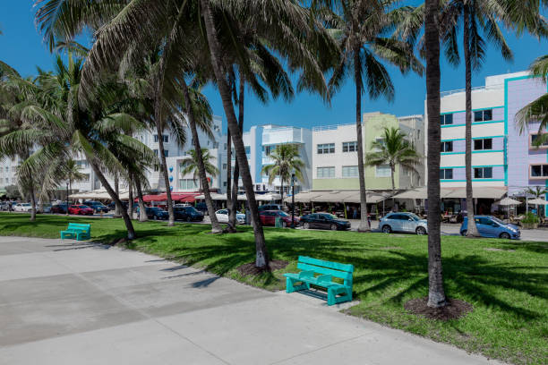 istock Miami South Beach Ocean Drive 1157910769