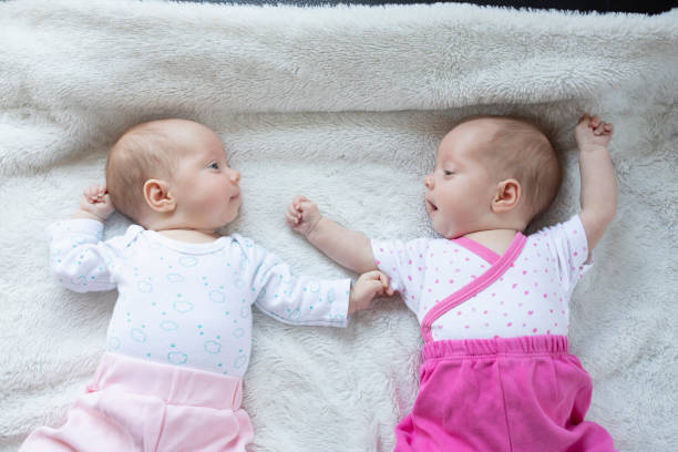 istock Newborn twins Baby 1157912525