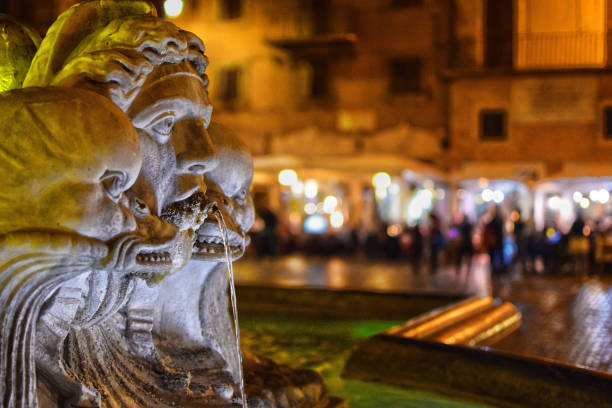 trevi fountain in rome italy - roman statue angel rome imagens e fotografias de stock