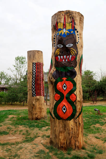 istock Taiwan aboriginal art totem pole 1157956351