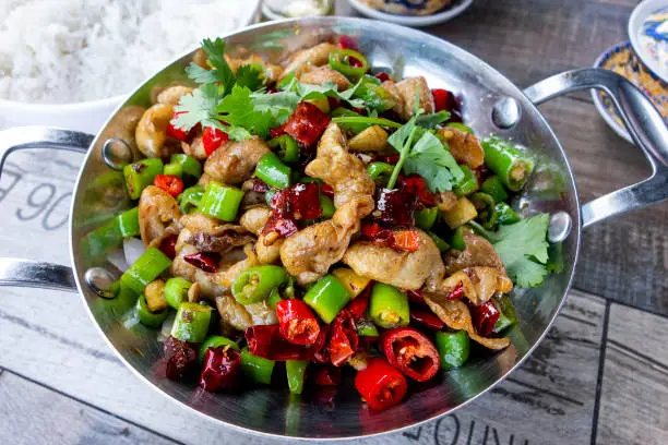 Chinese Characteristic Gourmet Hunan Famous Vegetable Dry Pot Fertilizer Sausage