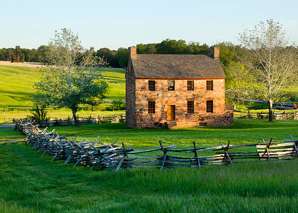 antiga casa manassas campo de batalha de pedra - manassas war famous place park imagens e fotografias de stock