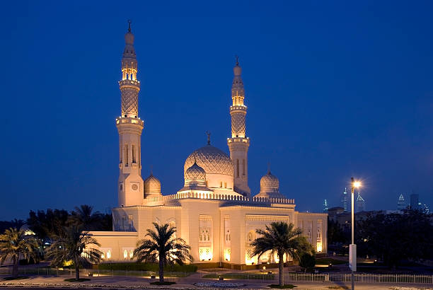 mesquita de jumeirah, dubai - jumeirah mosque - fotografias e filmes do acervo