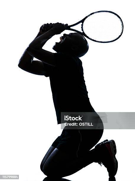 Hombre De Jugador De Tenis Foto de stock y más banco de imágenes de Adulto - Adulto, Africano-americano, Afrodescendiente