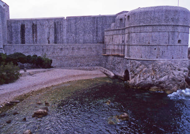 istock city walls, Dubrovnic 1158027845