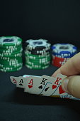 pokerkarten-eine-volle-haushand.jpg?b=1&s=170x170&k=20&c=kjaR3adXdL42lQIFbtl8W8XDDsO3fmYHv7WRVzFx-GA=