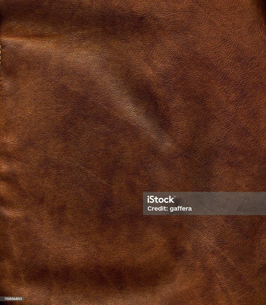 Vecchio in pelle marrone - Foto stock royalty-free di Materiale di pelle animale