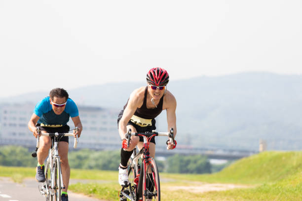 Japanse senior cyclists racing