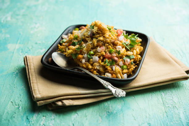 istock Bhelpuri Chaat/chat is indian street food 1158157655