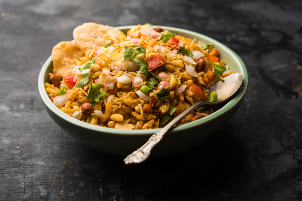 istock Bhelpuri Chaat/chat is indian street food 1158172646