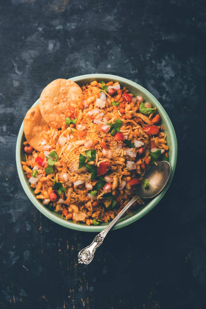 istock Bhelpuri Chaat/chat is indian street food 1158172686