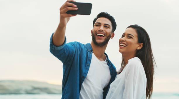 istock Smile for the selfie babe 1158188054