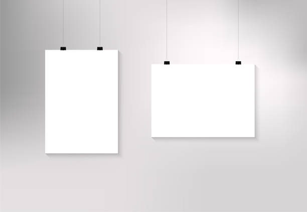 stockillustraties, clipart, cartoons en iconen met papier opknoping met paperclips - staalplaat