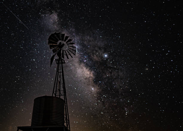istock Ranch Life under the Milky Way 1158228796