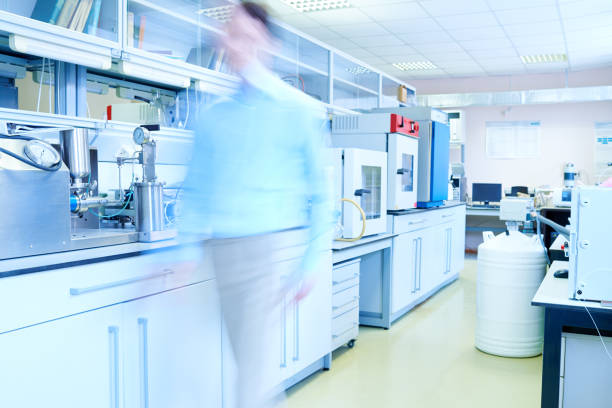 istock Defocused worker in medical laboratory 1158238941