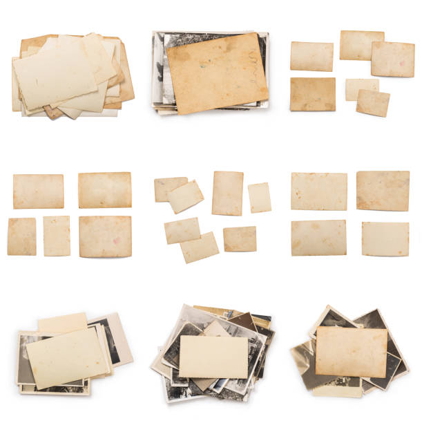 istock Old photo frame. Vintage paper. Retro card 1158267143