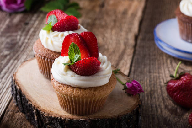 Homemade cupcakes with strawberries
