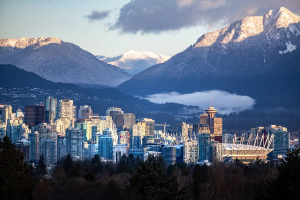 high angle view of downtown vancouver - vancouver skyline city urban scene imagens e fotografias de stock