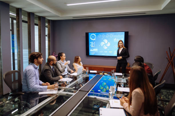 istock Diverse business people planning crowdfunding project 1158366836