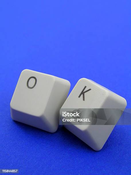 Ok Estabelecidos Com As Teclas Do Teclado - Fotografias de stock e mais imagens de Acordo - Acordo, Branco, Carta - Documento