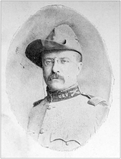 ilustraciones, imágenes clip art, dibujos animados e iconos de stock de fotos en blanco y negro del ejército de los ee. uu.: retrato del coronel theodore roosevelt en 1898, antes de convertirse en presidente de los ee.uu. - theodore roosevelt