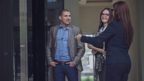 istock Business people at work-briefing 1158489390