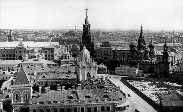 городской пейзаж москвы, россия - российская империя xix века - russia moscow russia st basils cathedral kremlin стоковые фото и изображения