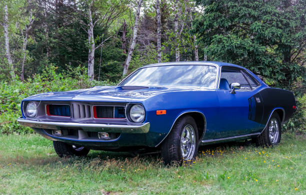 1973 plymouth cuda - plymouth massachusetts fotografías e imágenes de stock