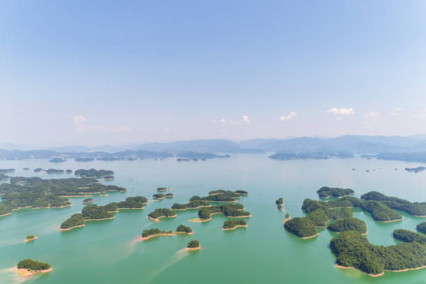 istock beautiful thousand island lake 1158560114