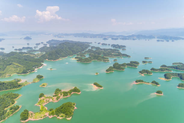 istock beautiful thousand island lake 1158560192