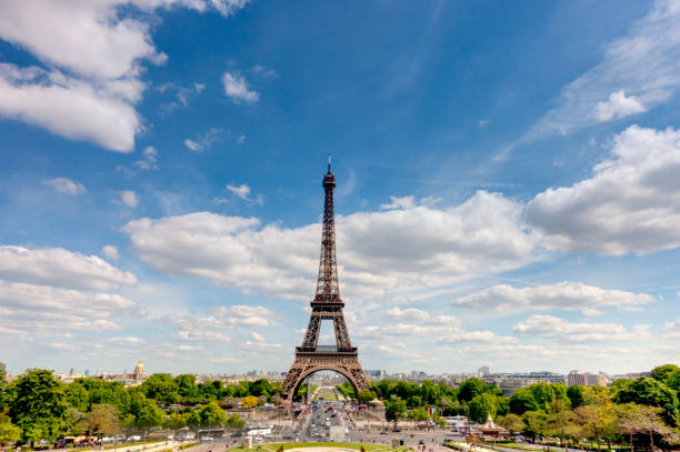 istock Paris, France 1158567774