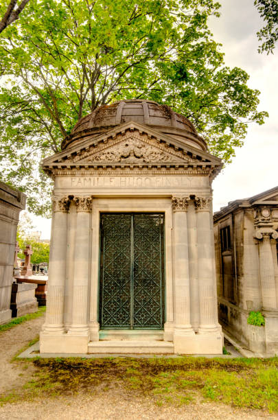 istock Paris, France 1158568296